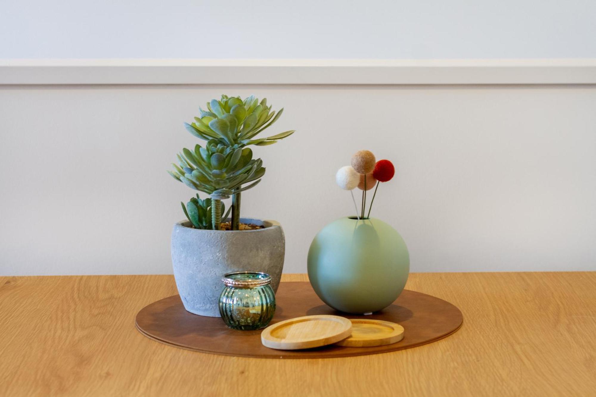 City Living: Upper Studio Haven On Wilmer Christchurch Extérieur photo