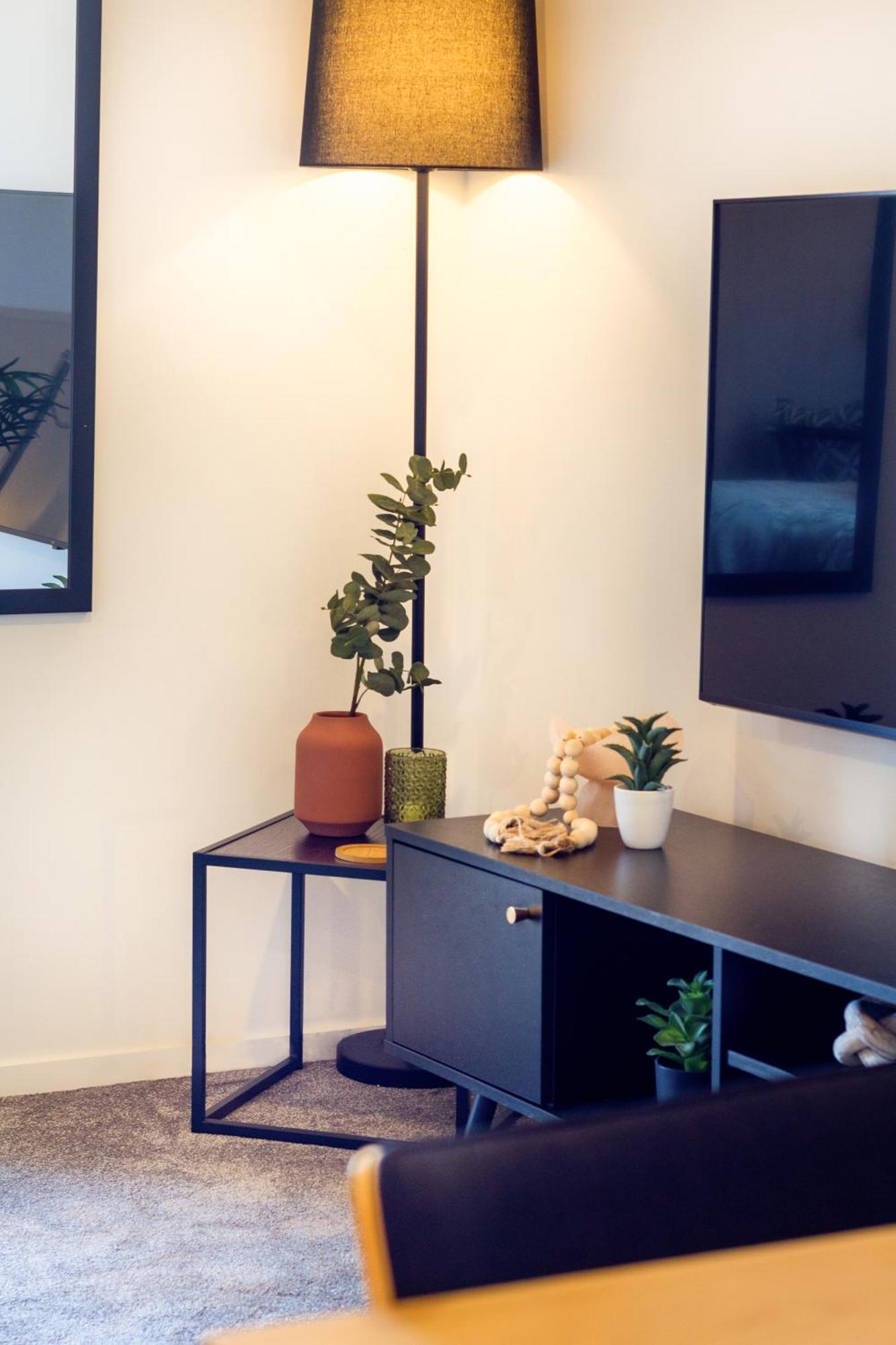 City Living: Upper Studio Haven On Wilmer Christchurch Extérieur photo