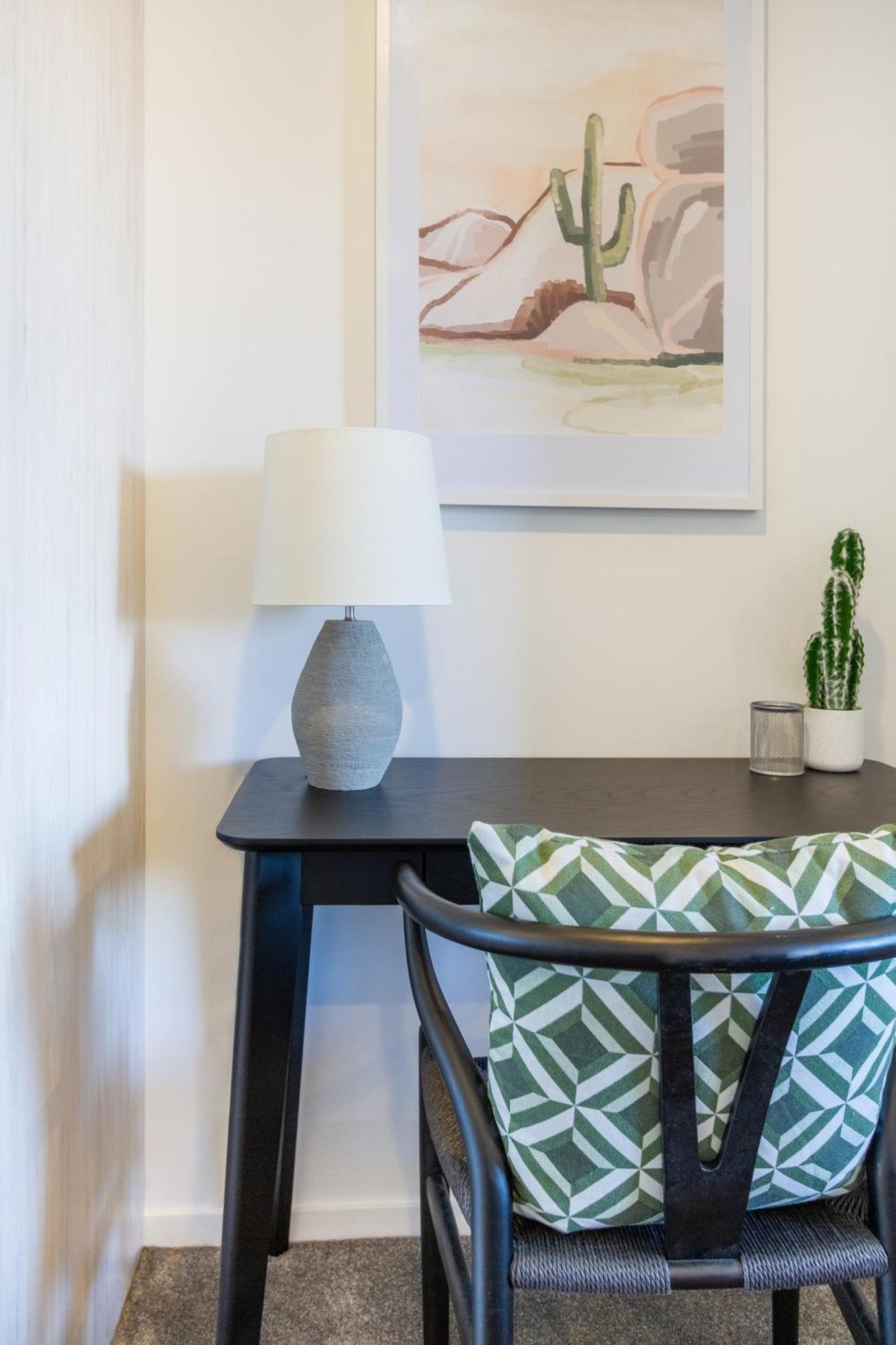 City Living: Upper Studio Haven On Wilmer Christchurch Extérieur photo